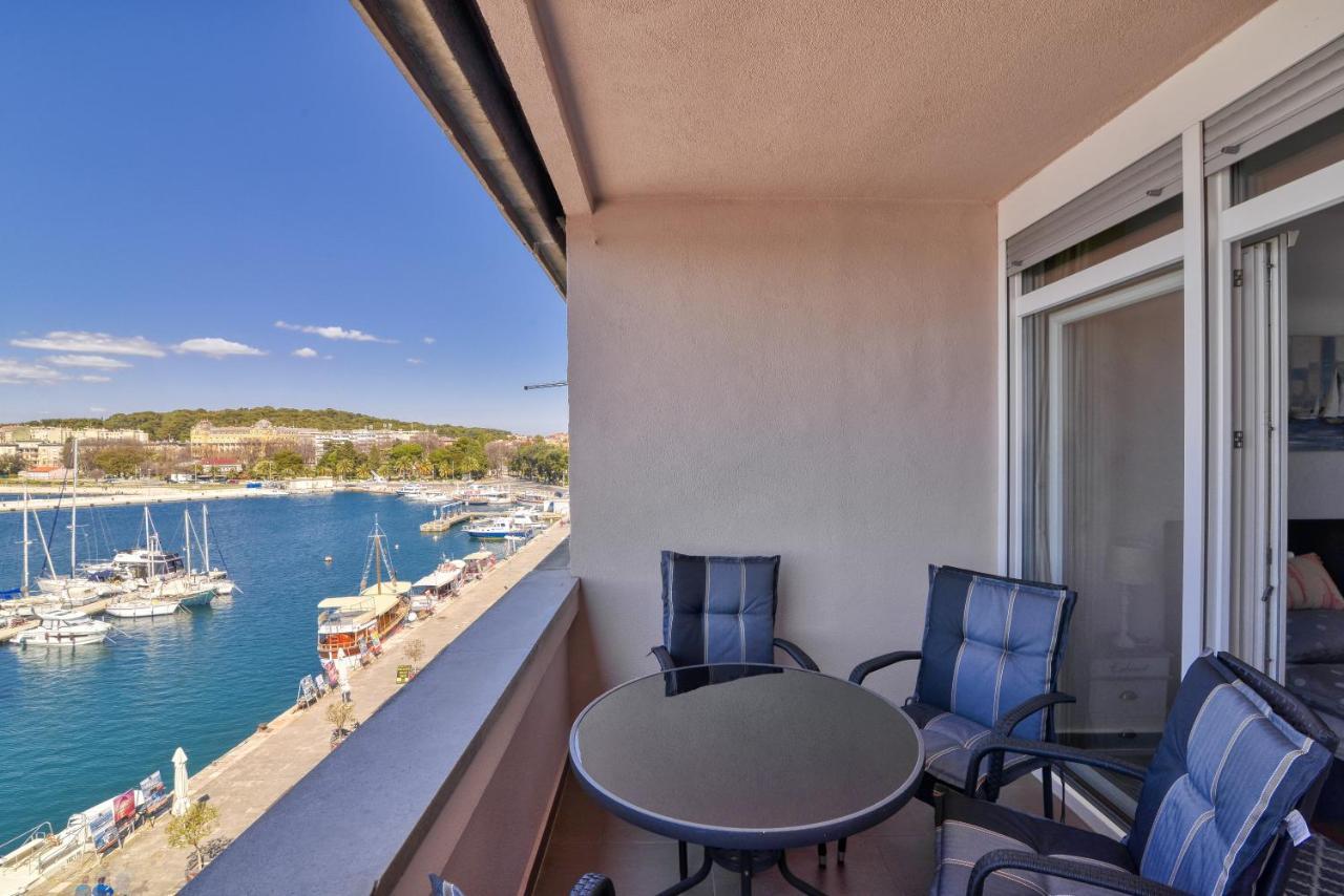 Studio Apartment Harbour Pula Exterior foto